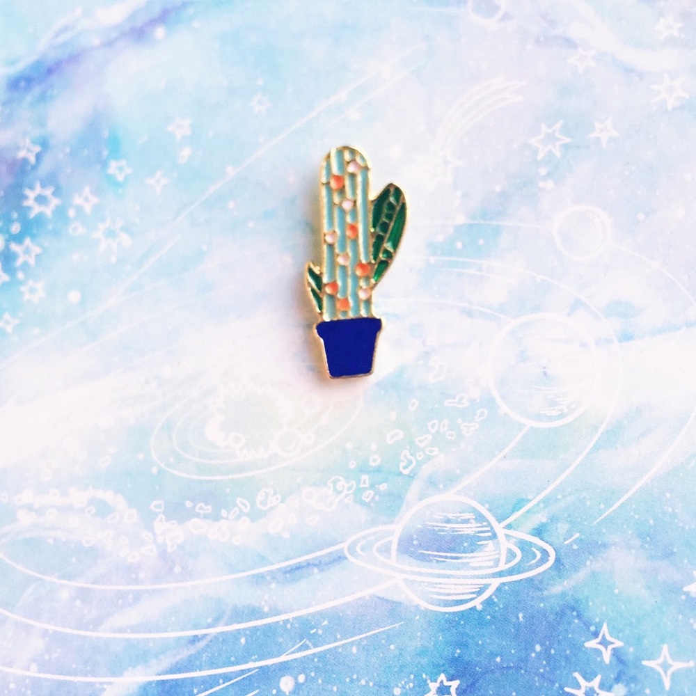 ✨ Flowering cactus Pin ✨